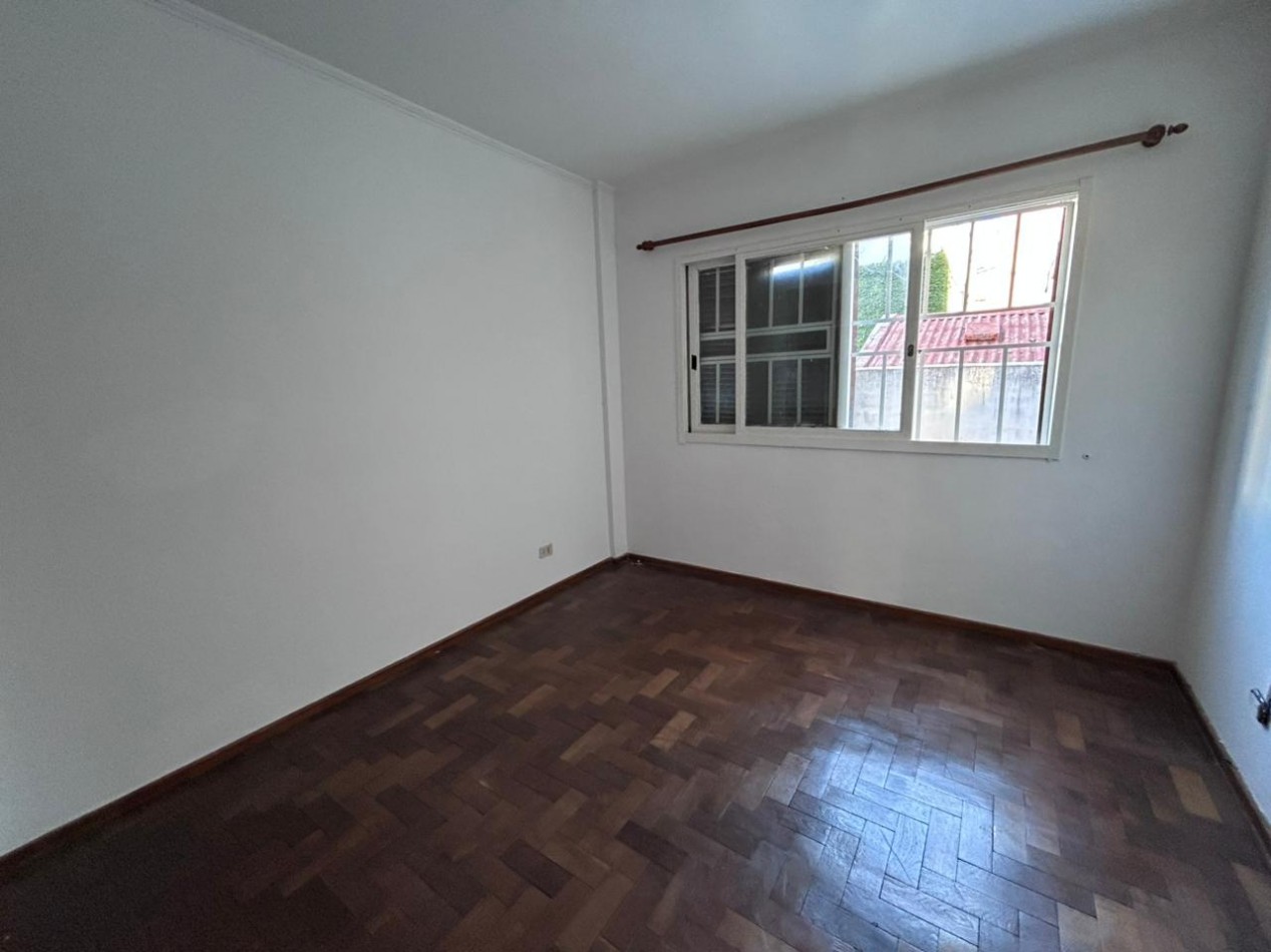 Departamento en Venta, 2 dormitorios - 3 de Febrero, Pueyrredon, Barrio Lourdes.