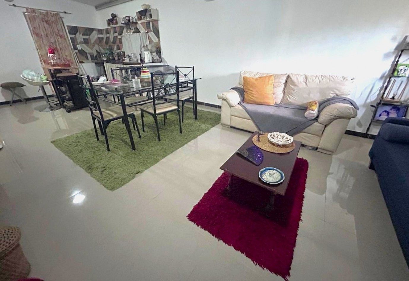 Parque Habitacional Ibarlucea, casa dos dormitorios con patio amplio, terreno de 300 m2