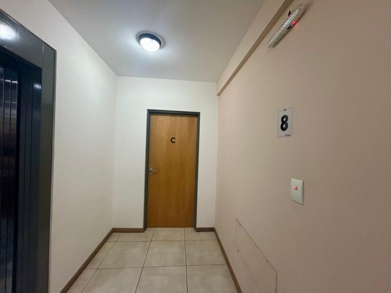 Mitre, 3200, departamento contrafrente, 1 dormitorio, piso 8, balcon corrido. 