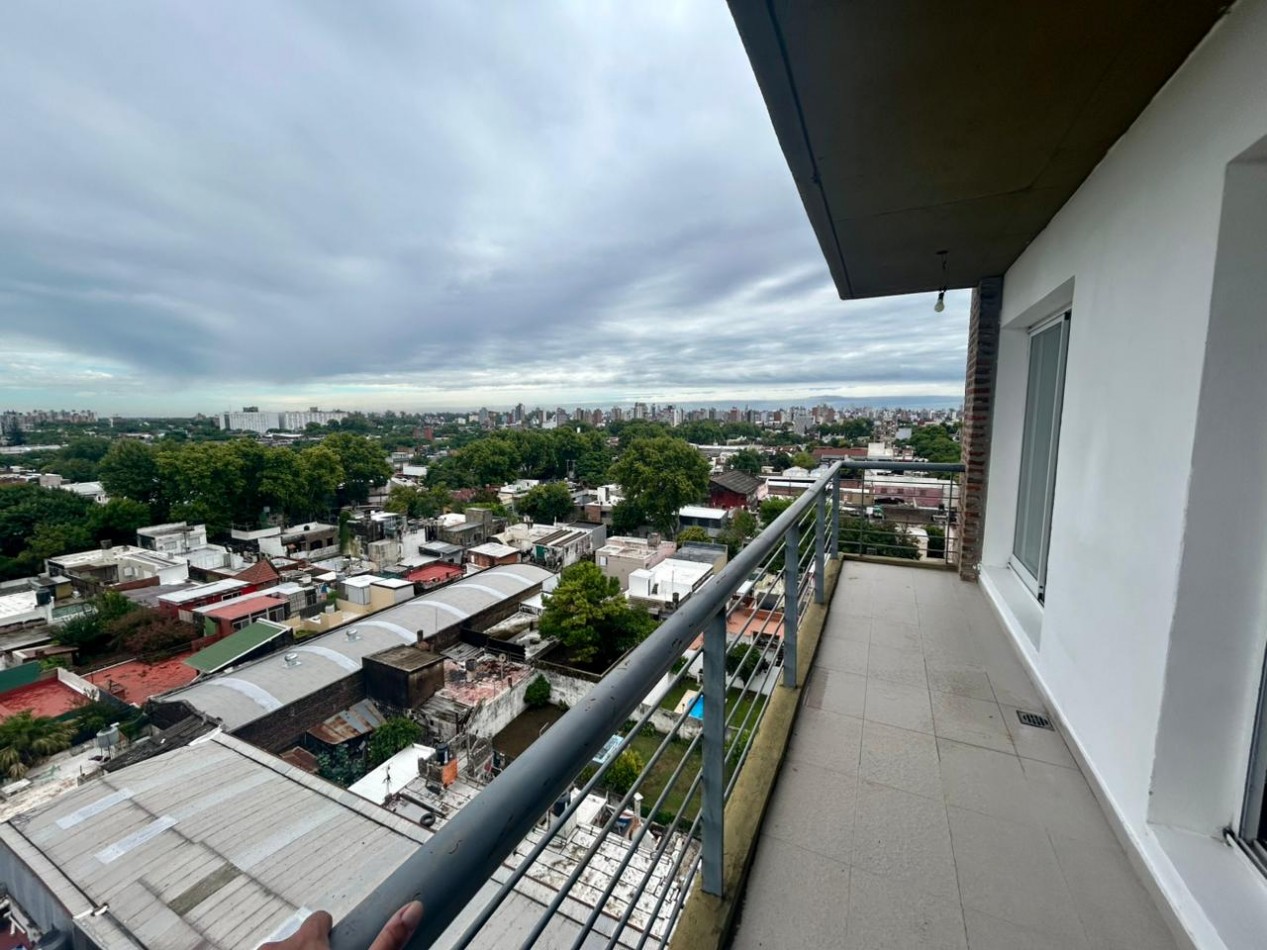 Mitre, 3200, departamento contrafrente, 1 dormitorio, piso 8, balcon corrido. 