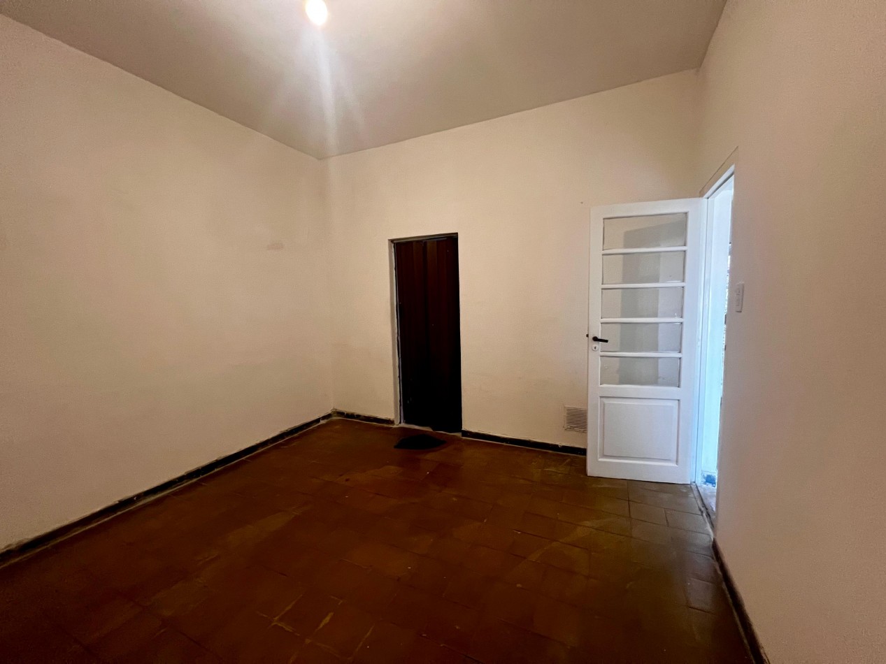 CASA EN ALQUILER,  CENTENO N° 1400, 1 DORMITORIO 