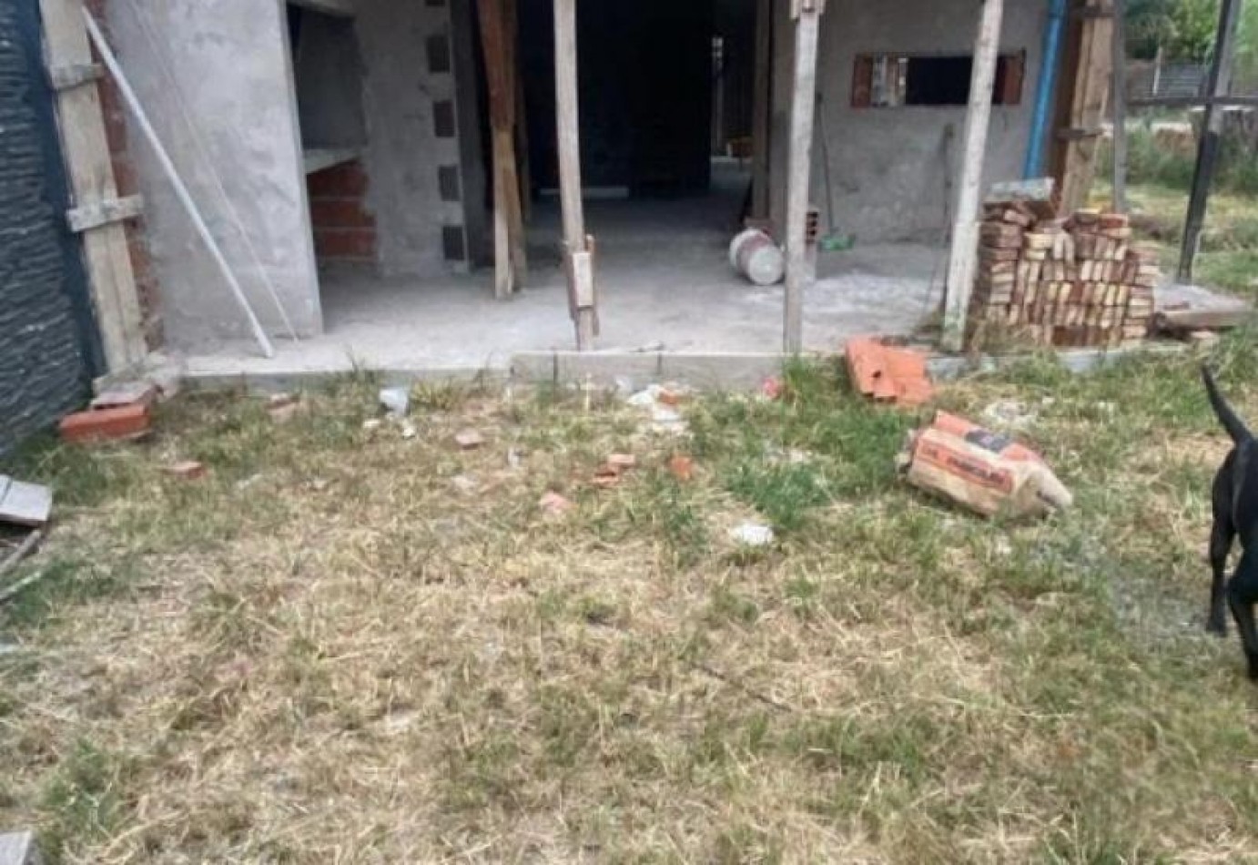 Casa en construccion en San Lorenzo, Timbues - 1 Dormitorio con patio!