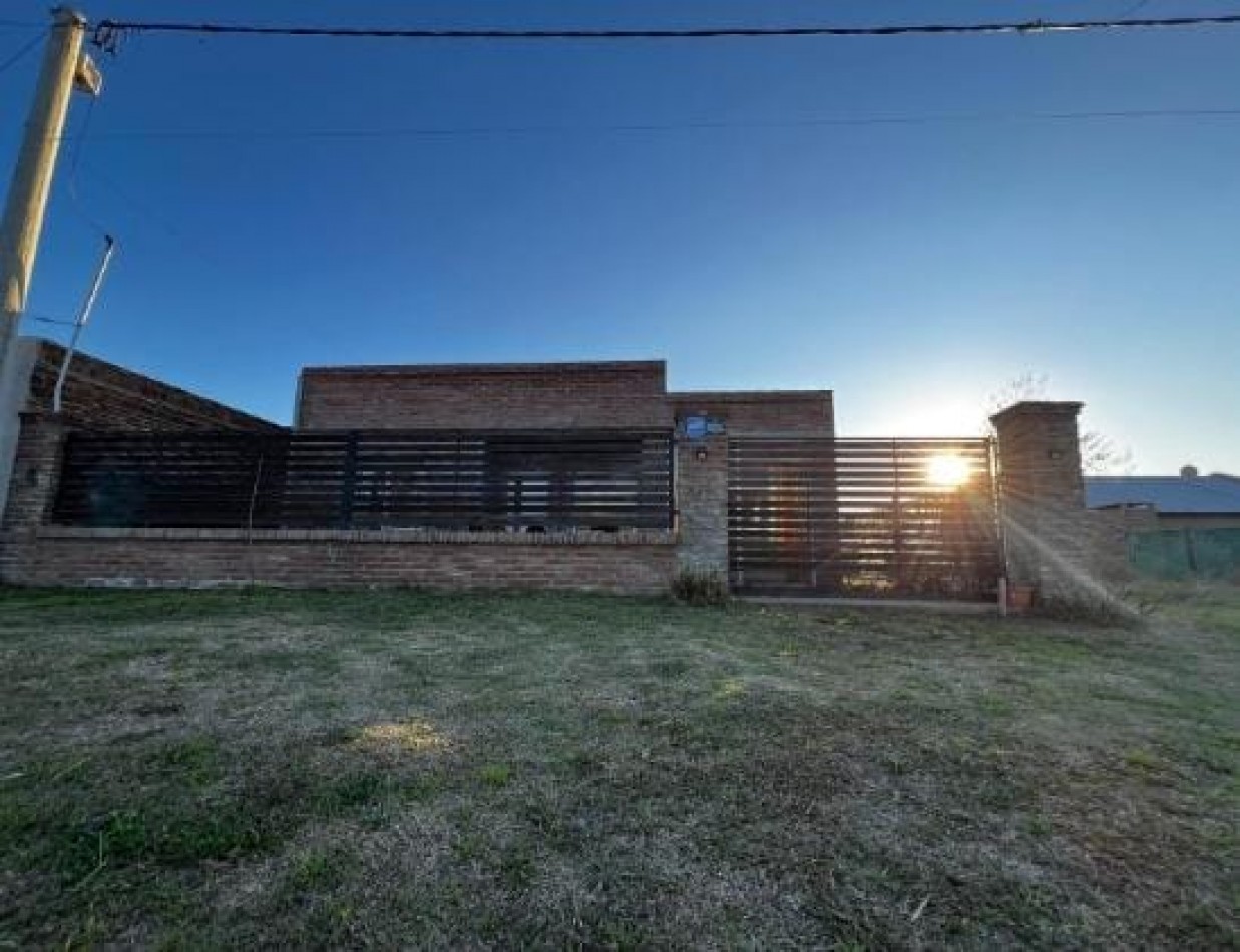 Casa en Los Muchachos - 2 dormitorios, 204 m2!!