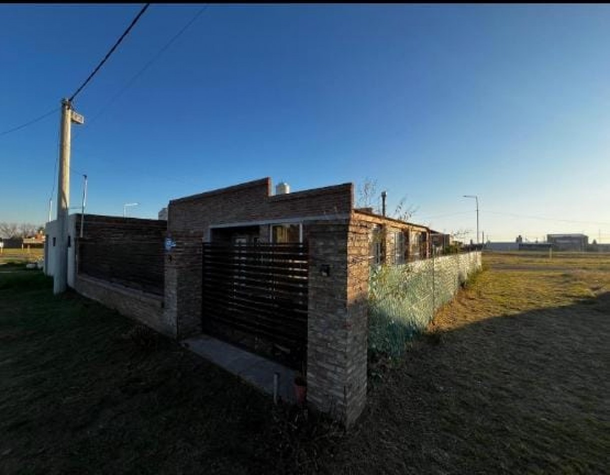 Casa en Los Muchachos - 2 dormitorios, 204 m2!!