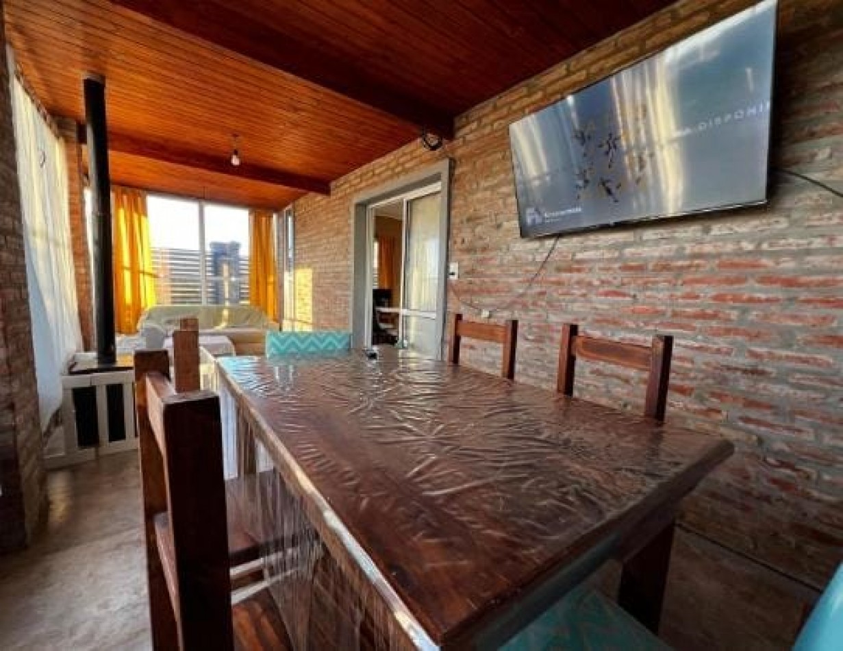 Casa en Los Muchachos - 2 dormitorios, 204 m2!!