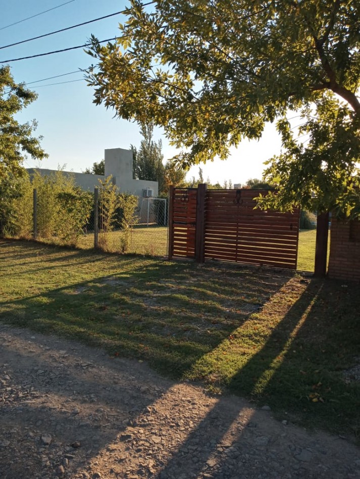 Punta Chacra, Roldan - OPORTUNIDAD Casa con pileta, 1 dormitorio, sobre terreno de 518 m²