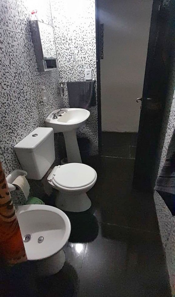 Casa de 2 dormitorios con garage, patio y terraza - Espinosa al 5500