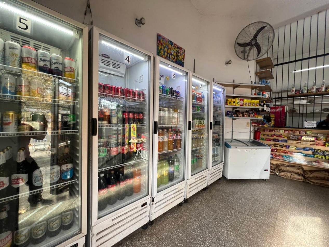 Fondo de comercio, Minimarket, esquina Galvez y Balcarce, increible ubicacion, cercania a escuelas y avenidas principales.