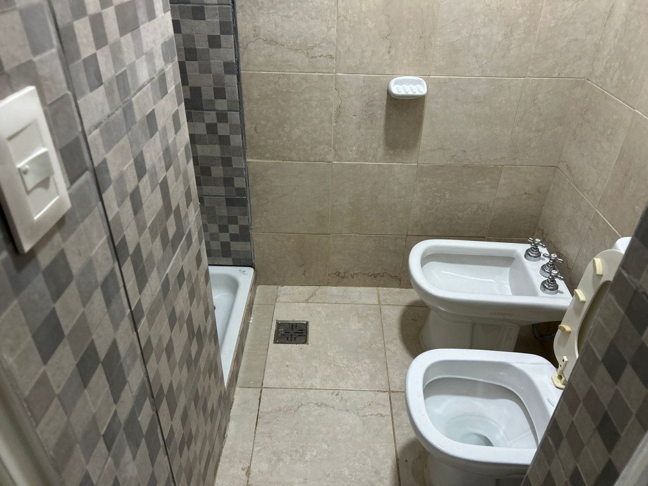 San Luis 2227 - Duplex de 1 Dormitorio con Patio 
