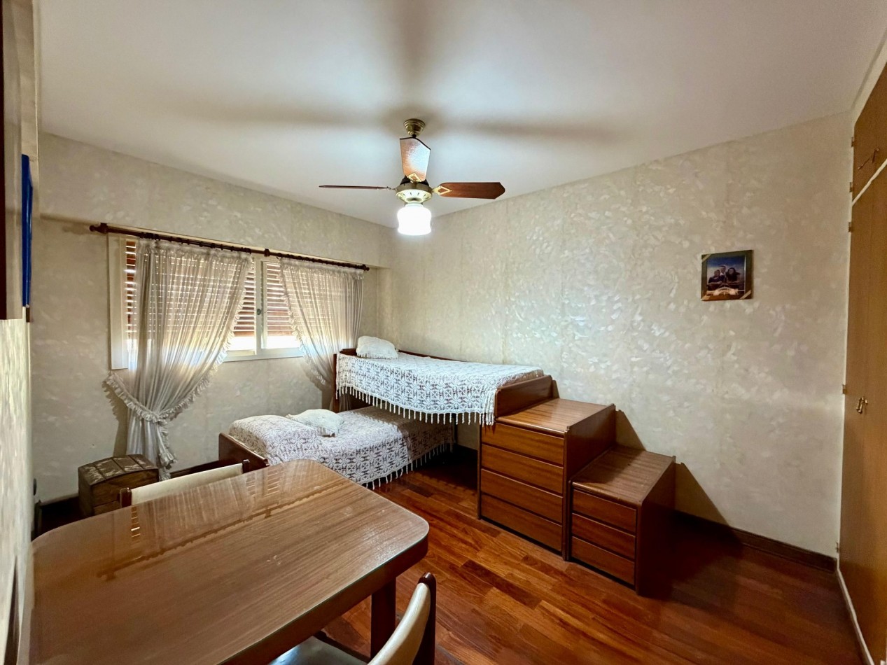 DEPARTAMENTO DE 3 DORMITORIOS, FRENTE , COCHERA Y AMENITIS, - PELLEGRINI 840; PISO 8 