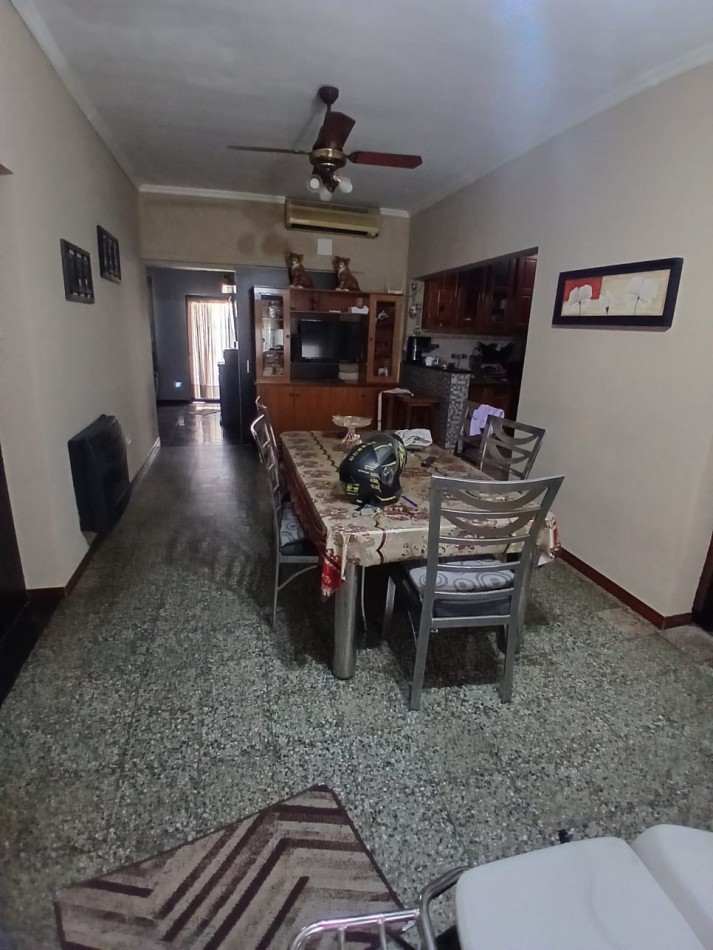 Miller 1400 Casa de 3 dormitorios - Zona Casiano Casas 