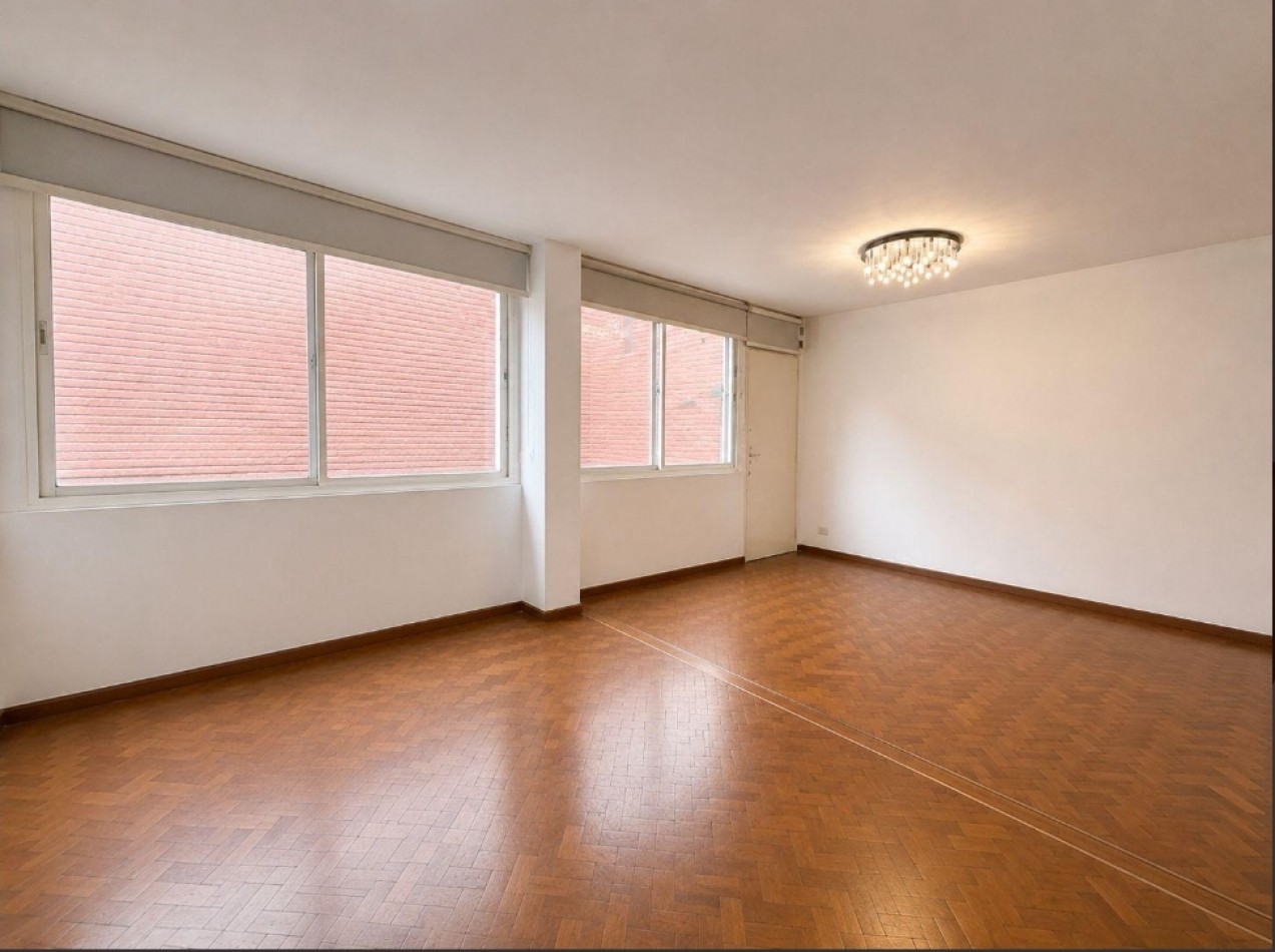 Italia 600, Departamento de 2 dormitorios, primer piso, excelente zona.