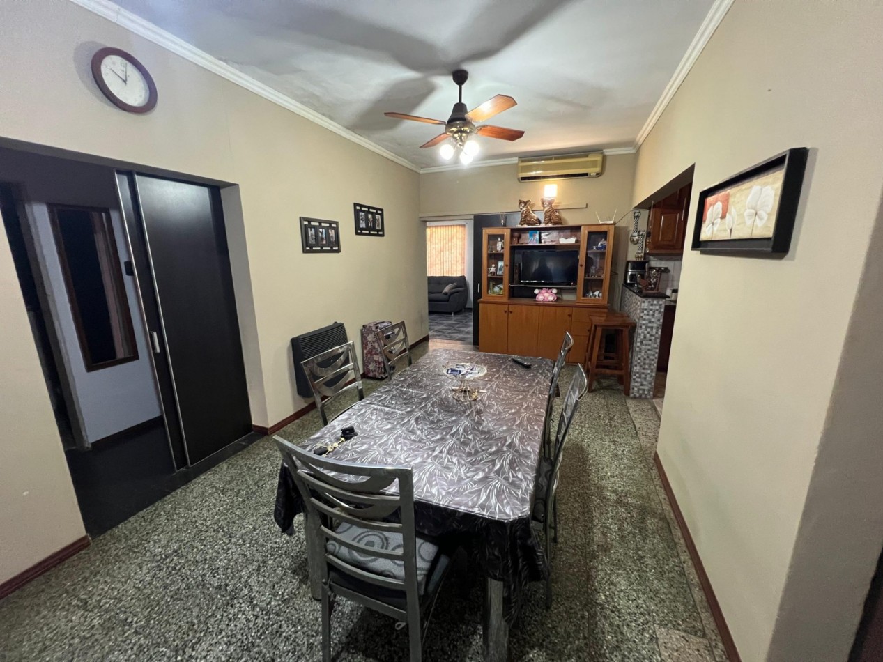 Miller 1400 Casa de 3 dormitorios - Zona Casiano Casas 