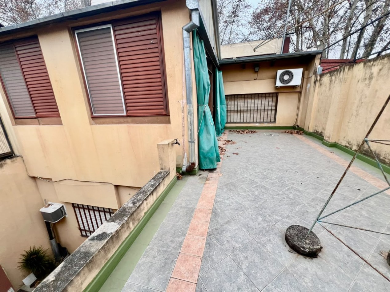 Casa en venta, 4 dormitorios - Gaboto 730, entre Laprida y Buenos Aires - Rosario