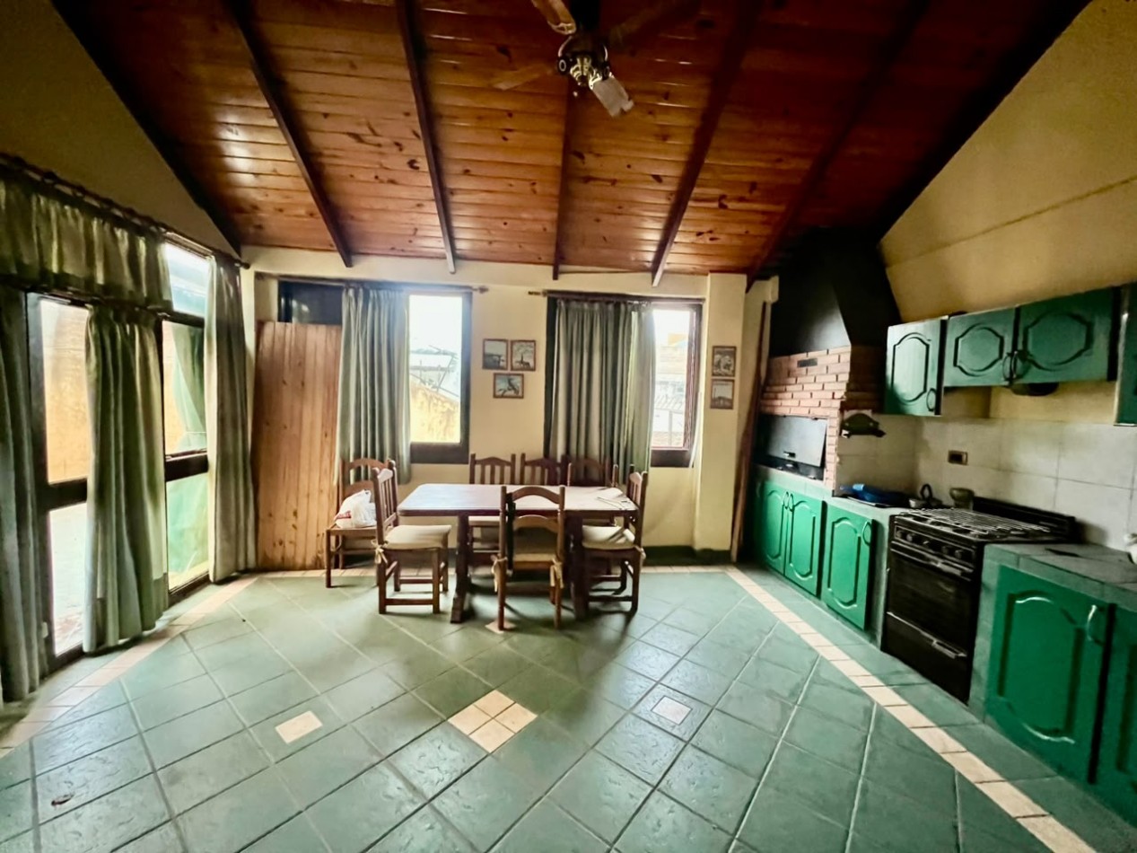 Casa en venta, 4 dormitorios - Gaboto 730, entre Laprida y Buenos Aires - Rosario