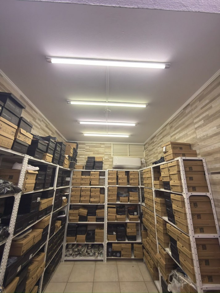 Local comercial - Sarmiento 800 en la galeria Rosario 
