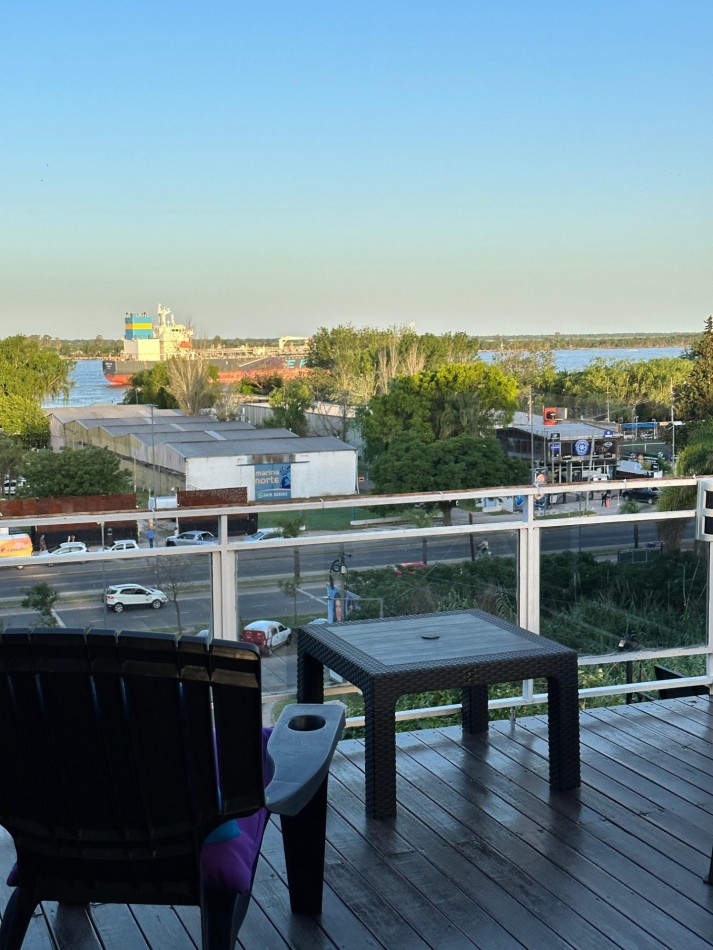 Alberdi, impresionante propiedad, con piscina y vista al Rio Parana
