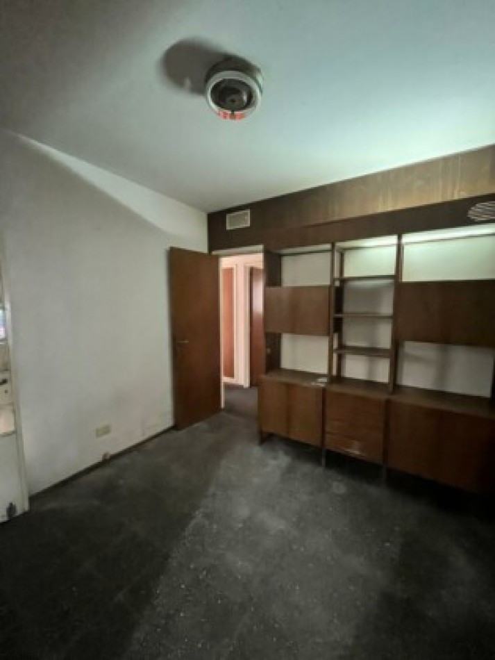 Av. pellegrini al 2300 - Departamento Planta Baja de 3 dormitorio con cohera - piso exclusivo