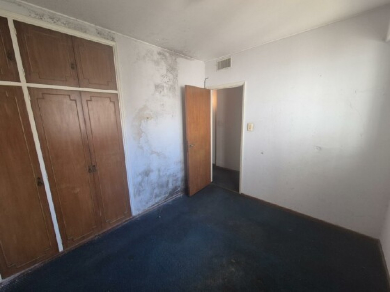 Av. pellegrini al 2300 - Departamento Planta Baja de 3 dormitorio con cohera - piso exclusivo
