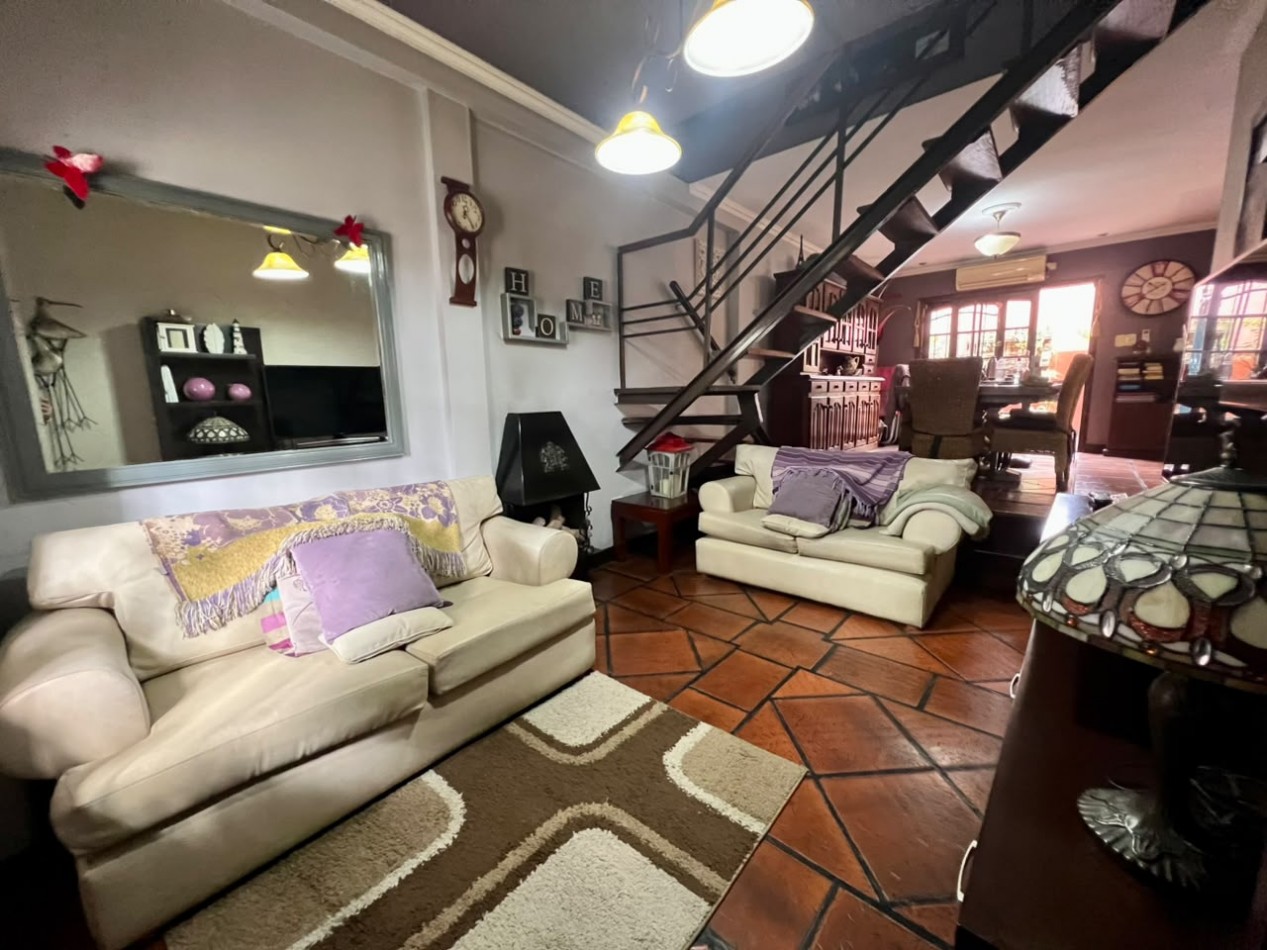 Propiedad de 3 dormitorios, parrillero, cochera.