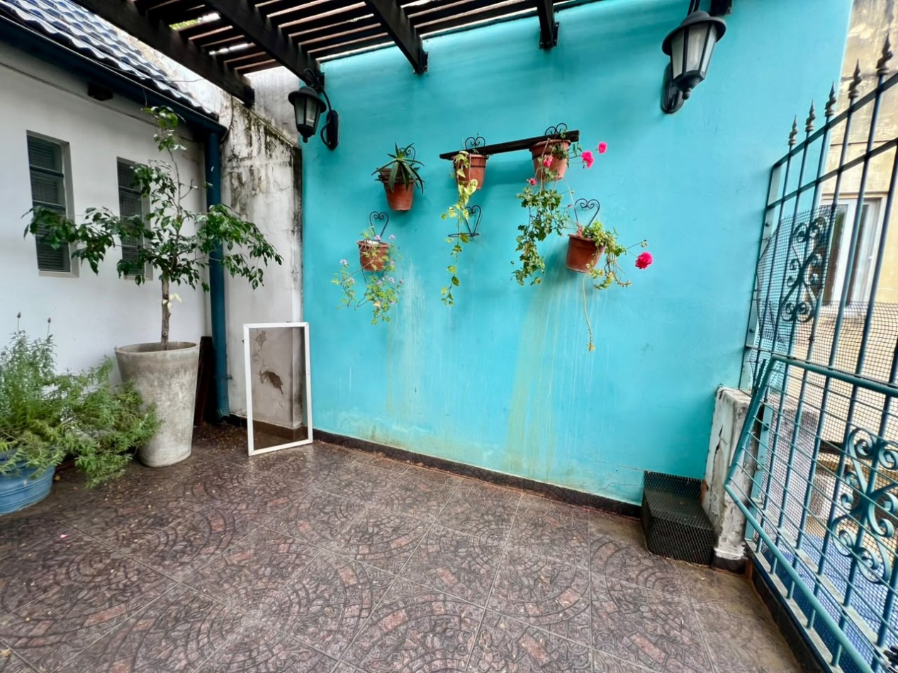 Propiedad de 3 dormitorios, parrillero, cochera.