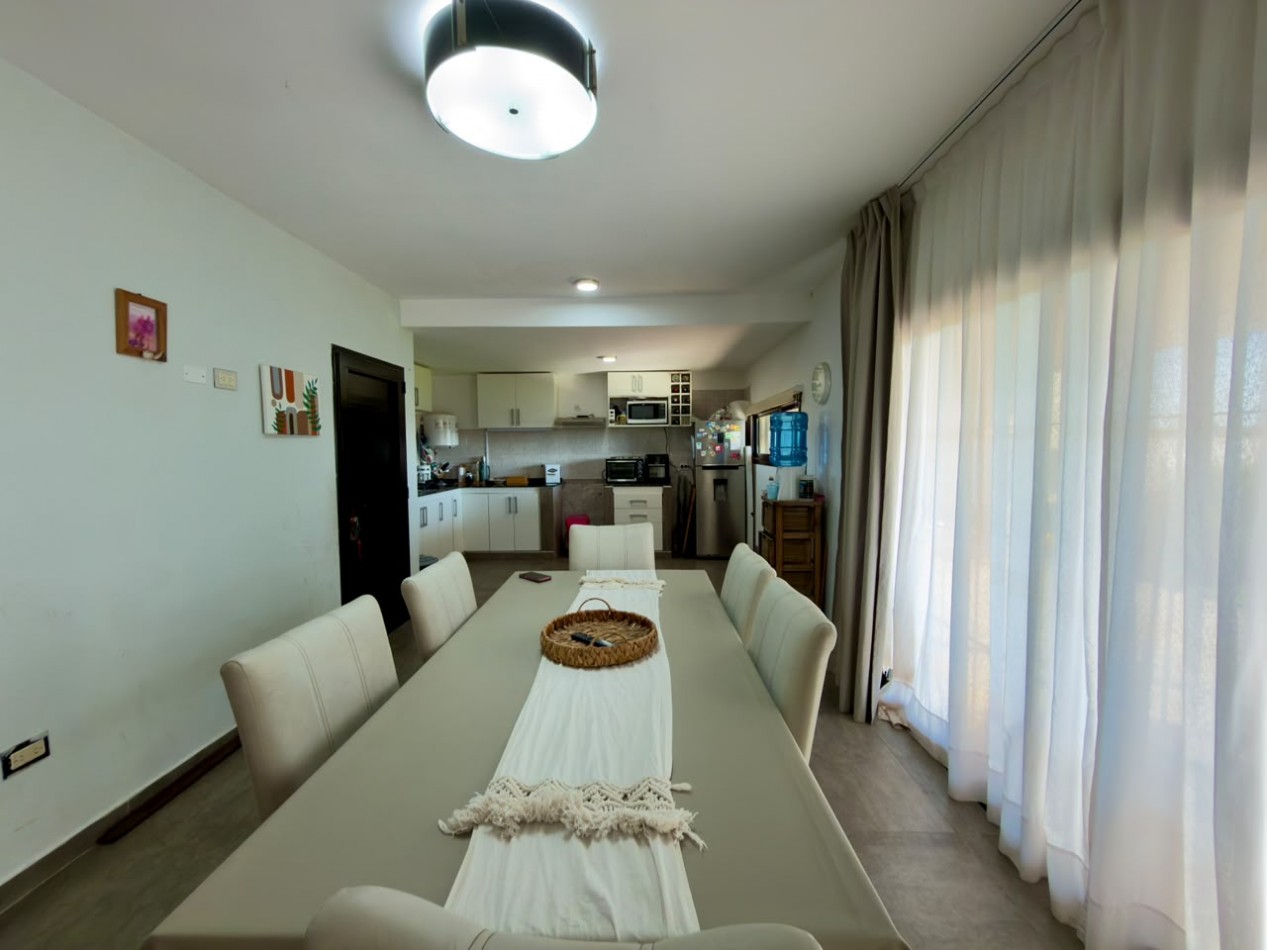 ALQUILER | CASA EN LA TOSCANA DE DOS DORMITORIOS + COCHERA 