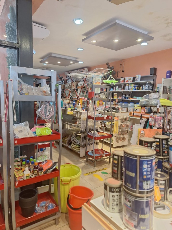 Fondo de comercio, cordoba 2400, Ferreteria y multirubro.