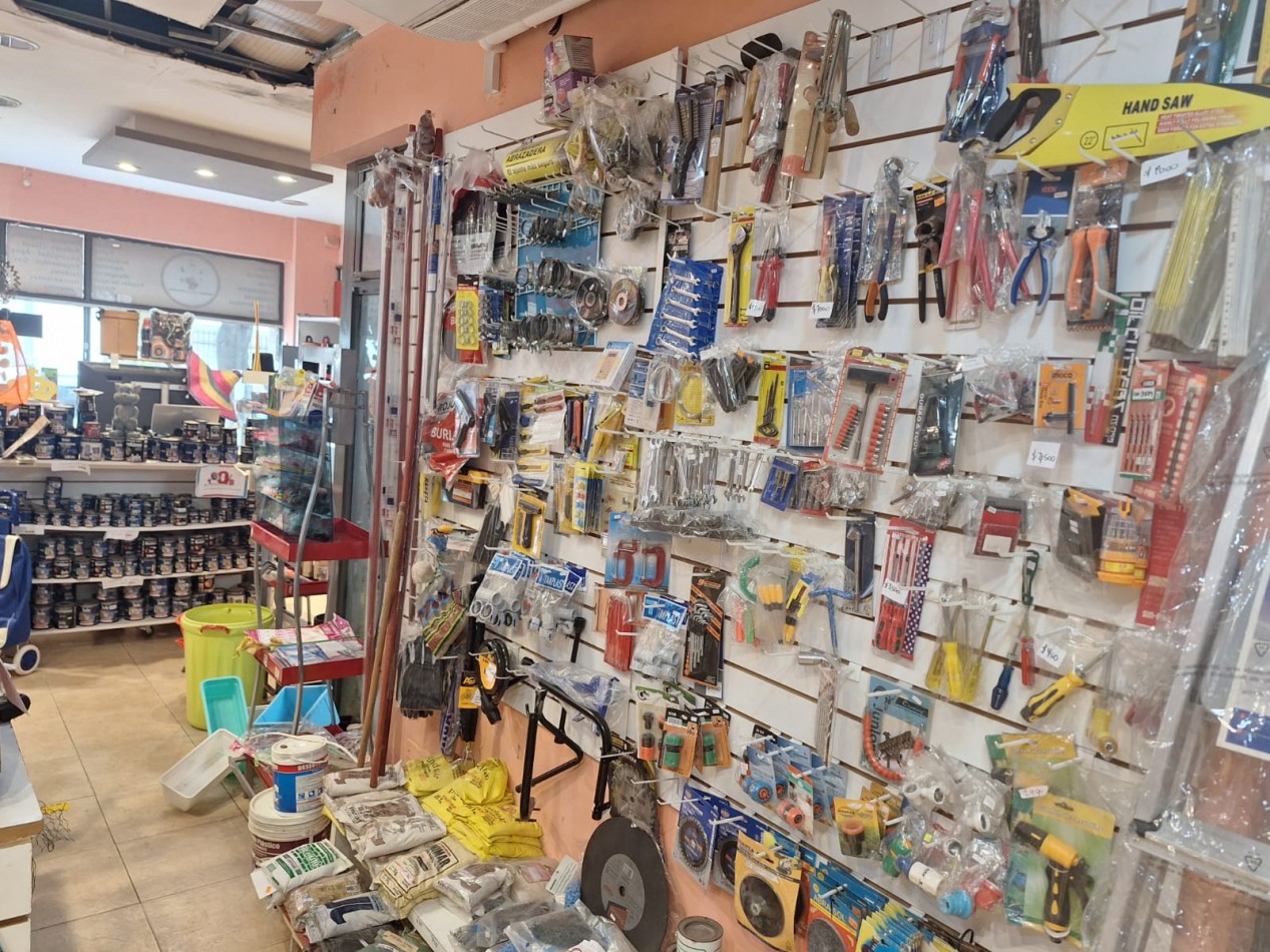 Fondo de comercio, cordoba 2400, Ferreteria y multirubro.