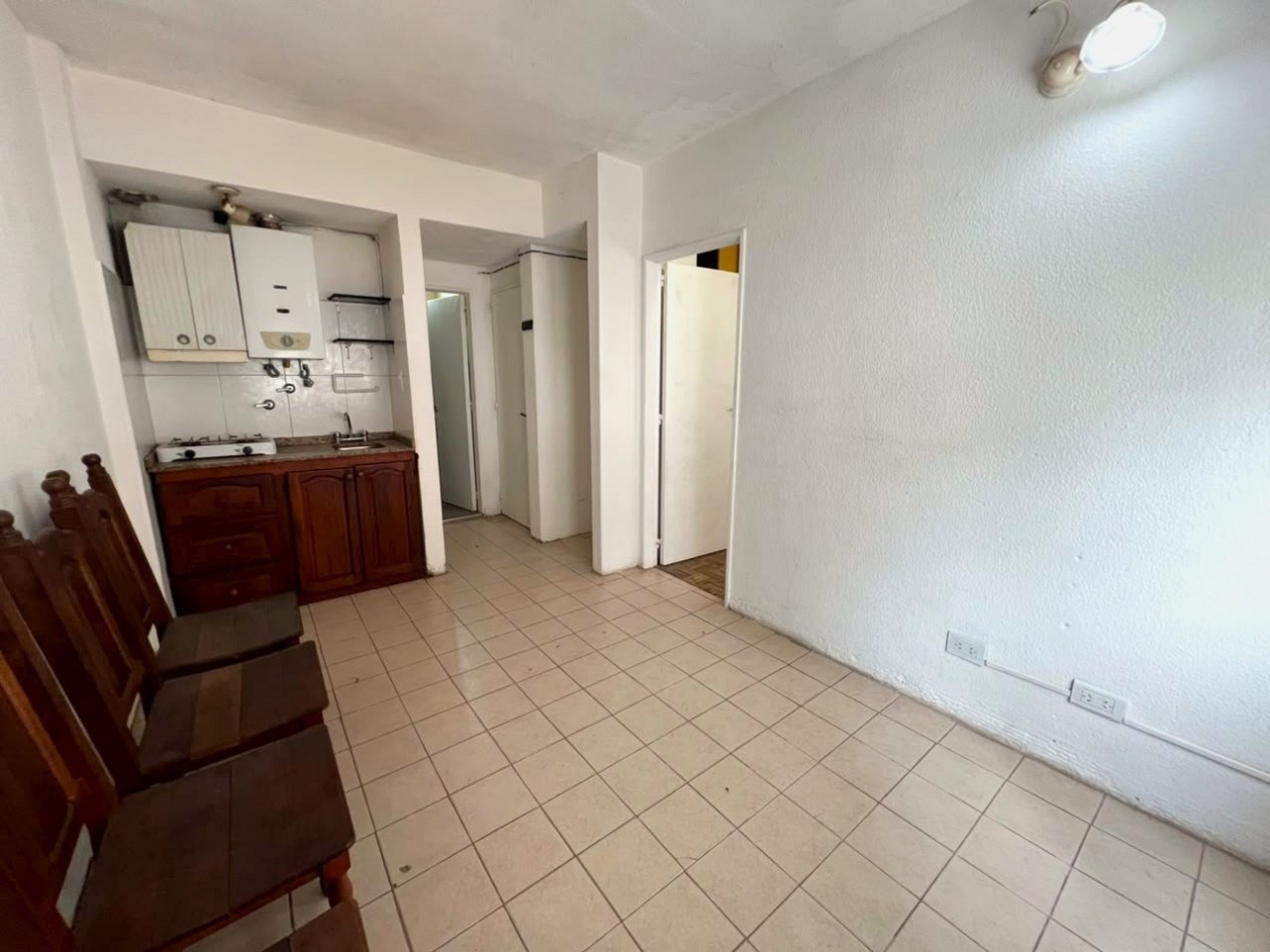 Suipacha 300, departamento 1 dormitorio. 