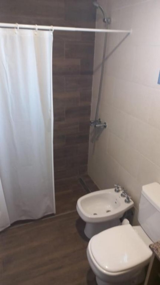 ALQUILER TEMPORARIO CASA EN ACEQUIAS - ROLDAN 