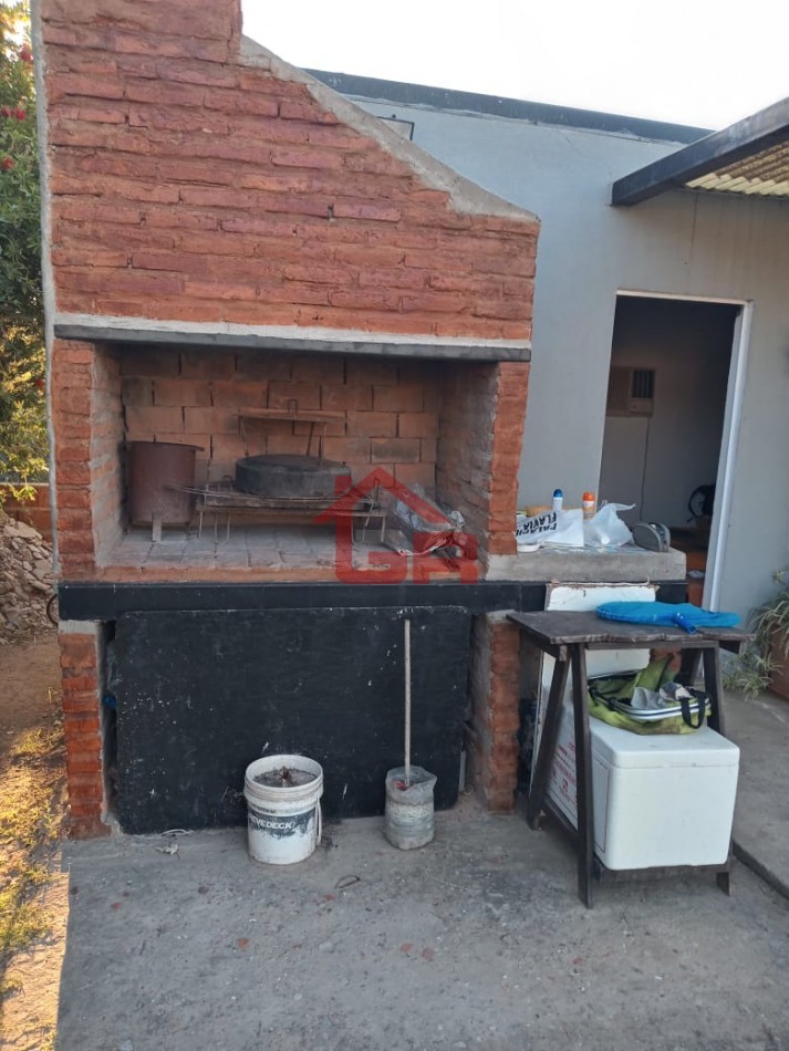 Punta Chacra, Roldan - Casa con pileta y 1 dormitorio, sobre terreno de 518 m²