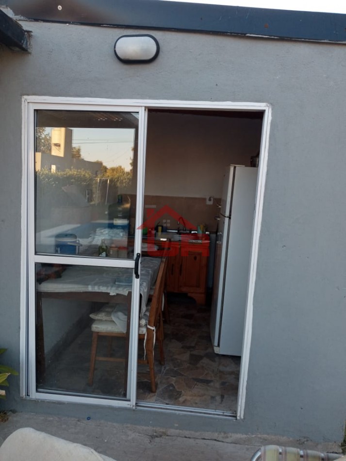 Punta Chacra, Roldan - Casa con pileta y 1 dormitorio, sobre terreno de 518 m²