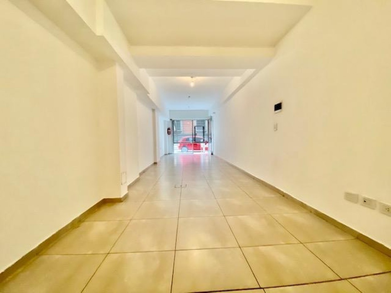 Jujuy 1600, Local Comercial, inmejorable ubicacion 