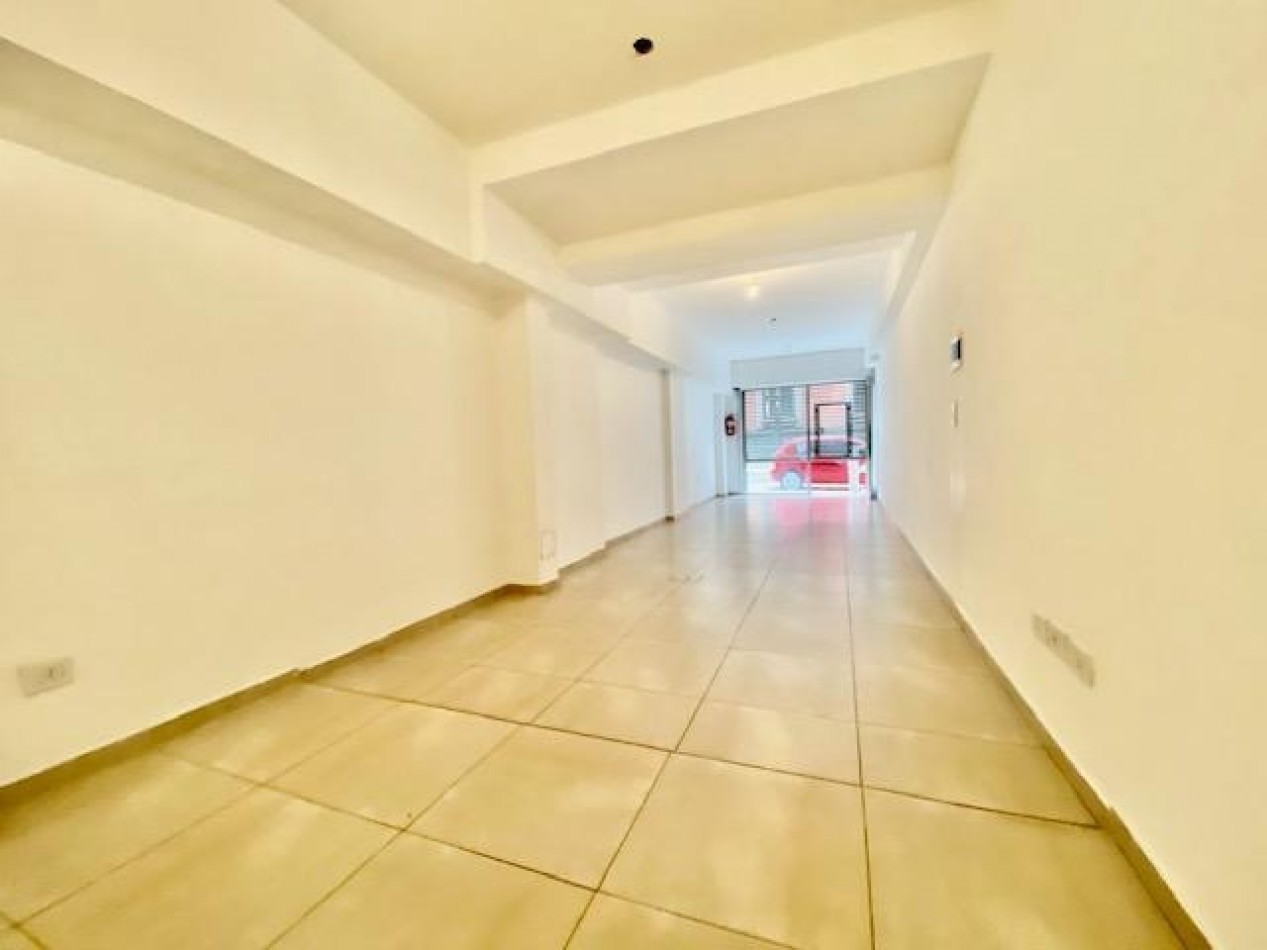 Jujuy 1600, Local Comercial, inmejorable ubicacion 