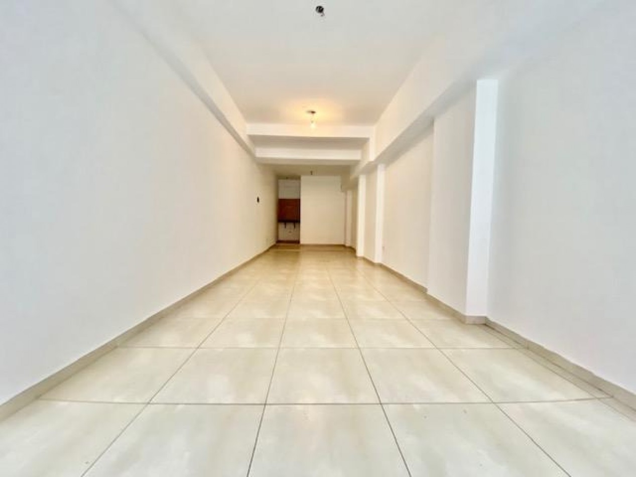 Jujuy 1600, Local Comercial, inmejorable ubicacion 