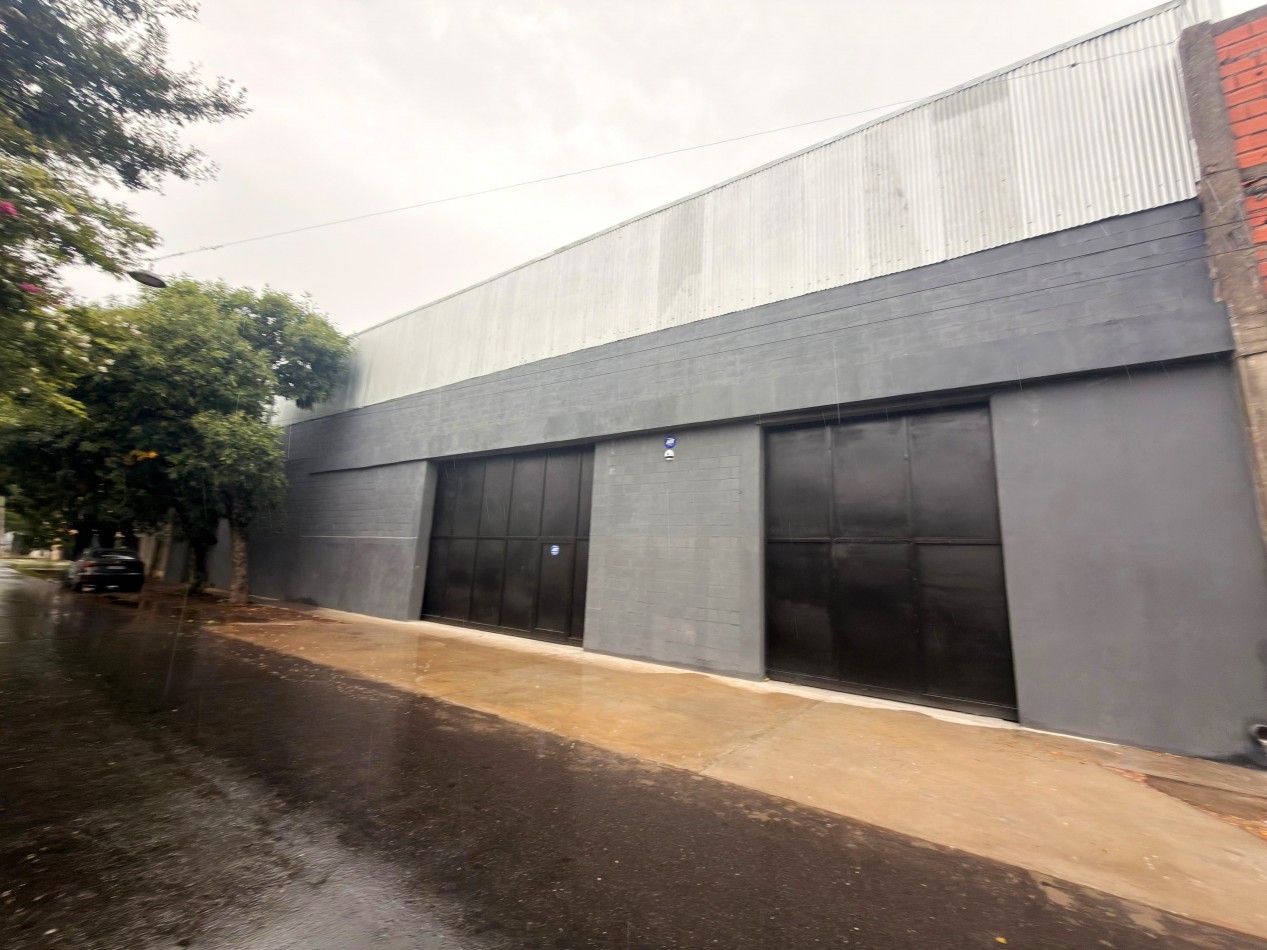 Amplio Galpon 807m2, en venta - Union 2600, Rosario
