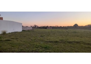 Ruta 34, y AO12, Barrio Apeadero Echevarria, lote 366m2, 