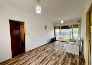 San Juan 3000, departamento amplio, 1 dormitorio, balcon.