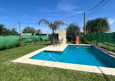 Barrio el Caramelo, ruta 18 antes del peaje, dos dormitorios, pileta, parrillero.